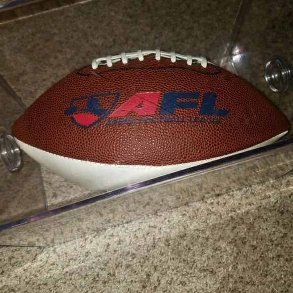 RARE 2003 John Elway Colorado Crush Football Case - Picture 3 of 5